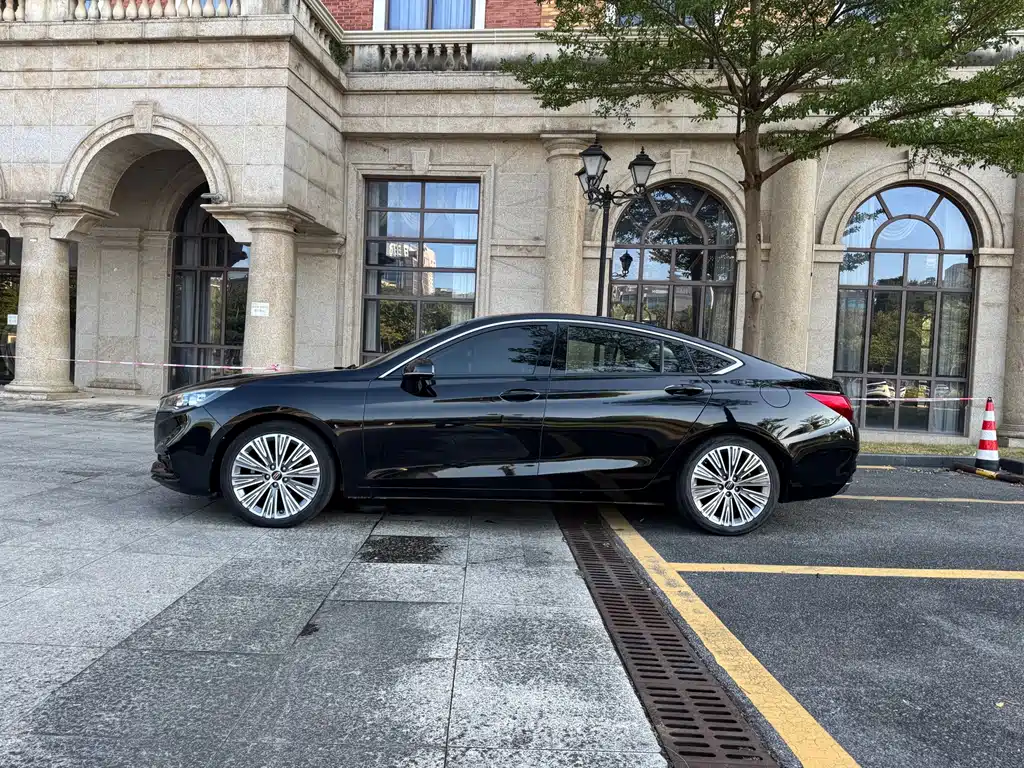 Hongqi Hongqi H5 — миниатюра 38