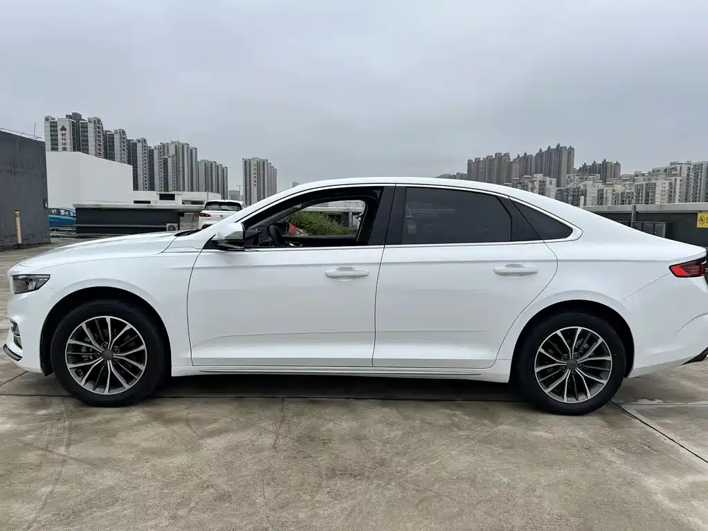 Geely Preface 2023 2.0TD Luxury
