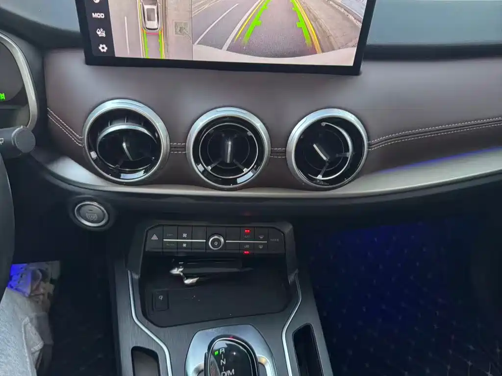 Wey Wey VV6 — миниатюра 17