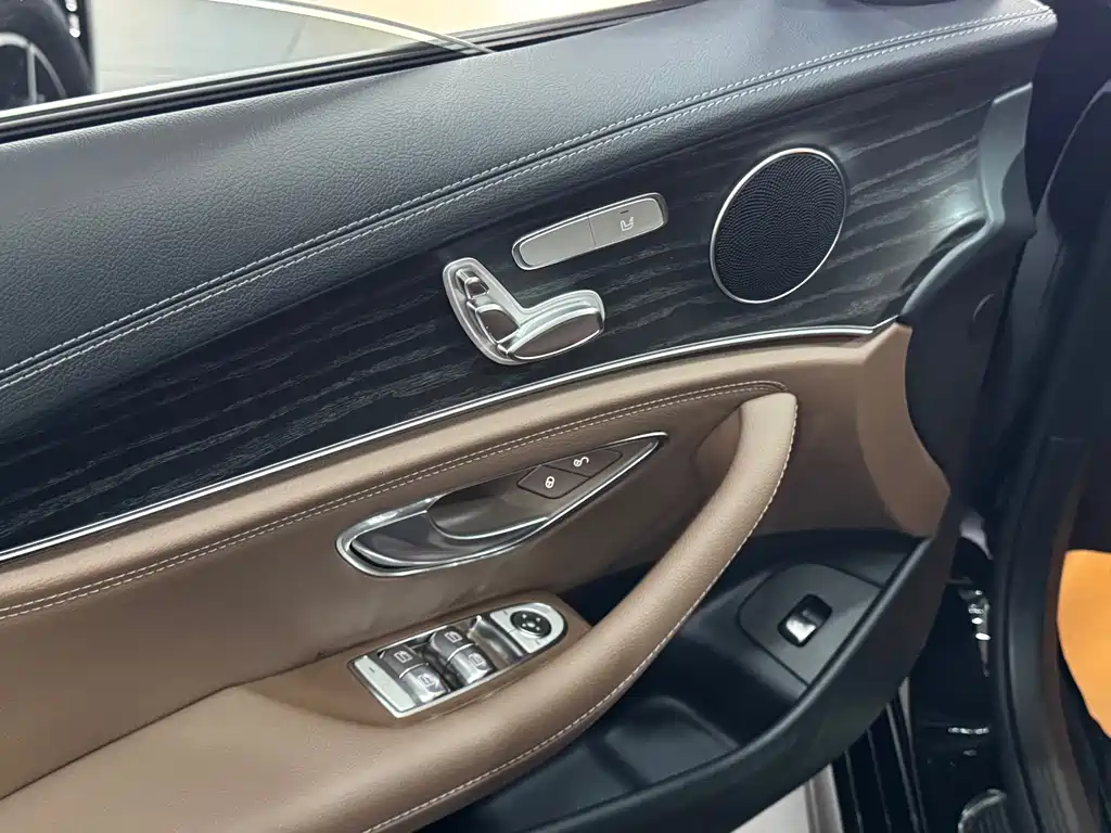Mercedes-Benz E-Class E 2020 E 260 L Sport
