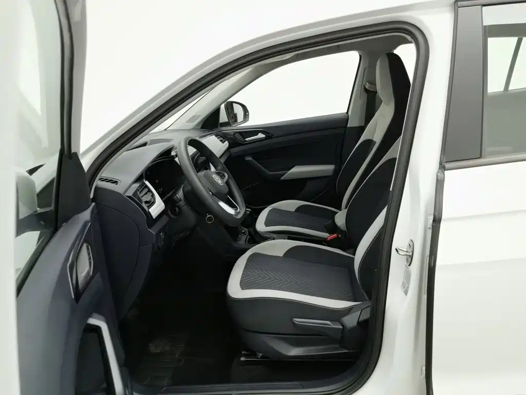 Volkswagen Tharu — миниатюра 10