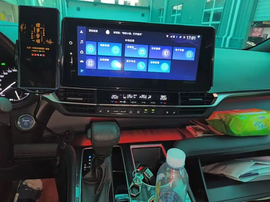 Toyota Sienna — миниатюра 13