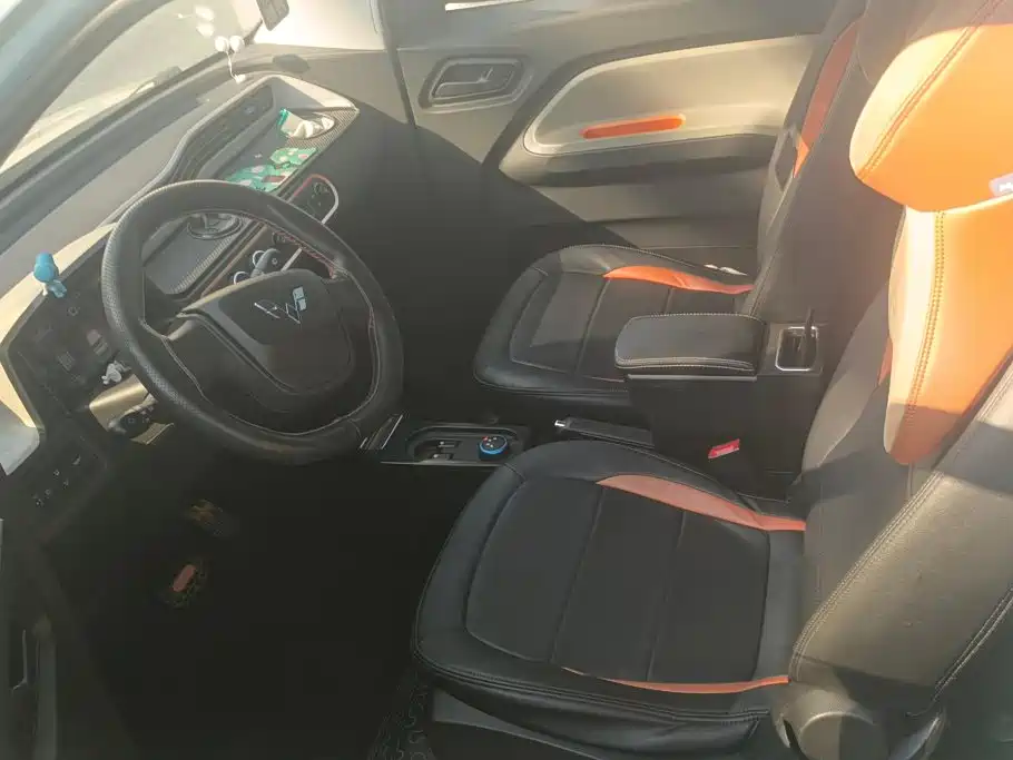 Wuling MINIEV — миниатюра 9