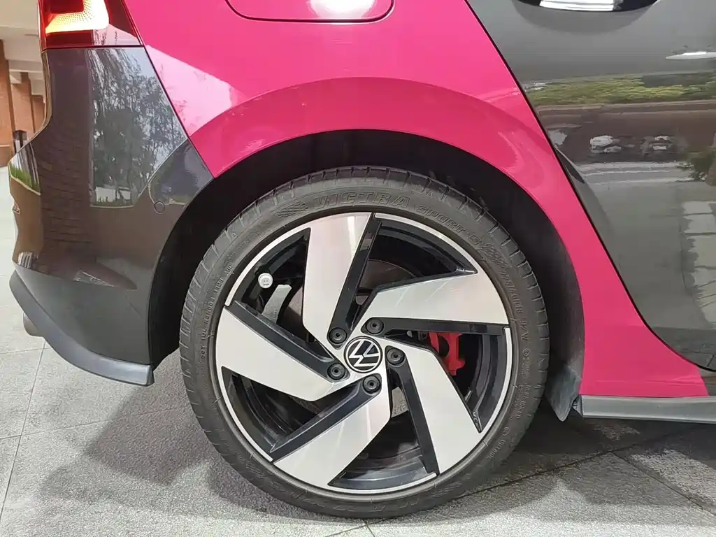 Volkswagen Golf GTI — миниатюра 18