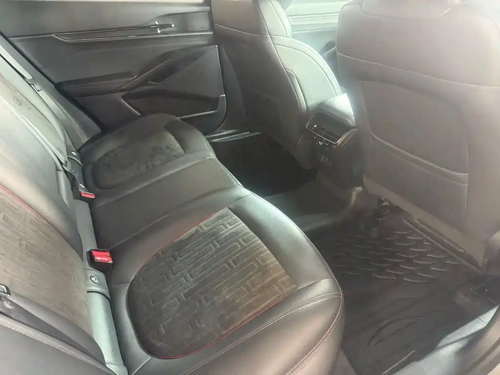 Ford Mondeo — миниатюра 3
