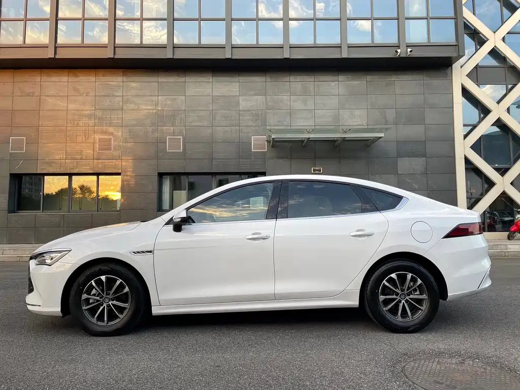 BYD Qin PLUS — миниатюра 5