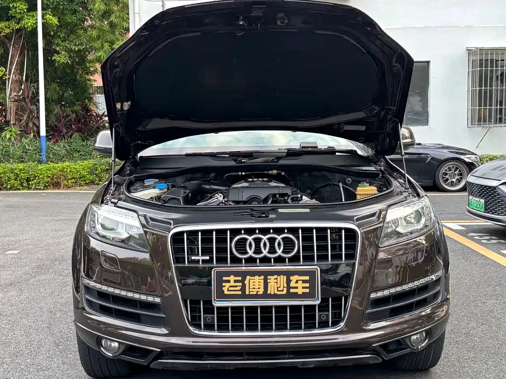 Audi Q7 — миниатюра 11