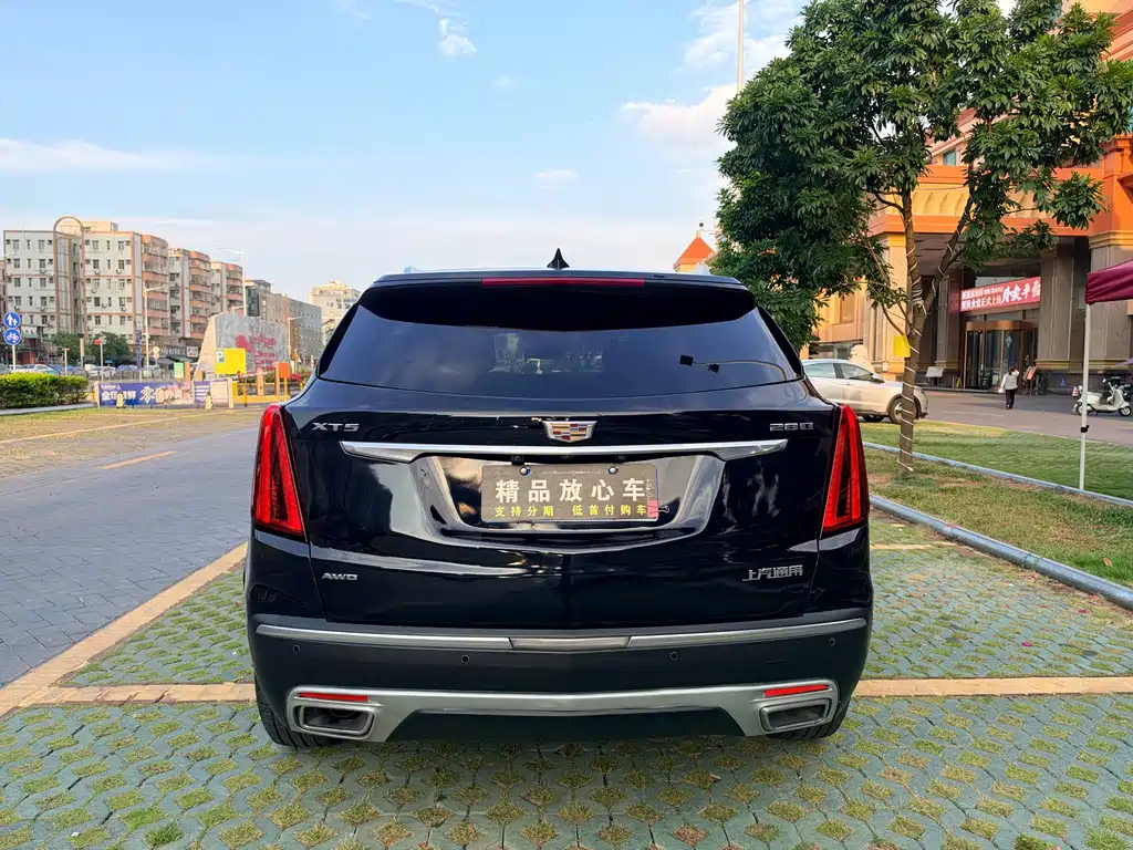 Cadillac XT5 — миниатюра 5