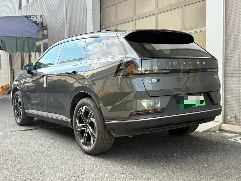 Volvo XC70 PHEV 4WD Ultra Long Range Core, фото 4