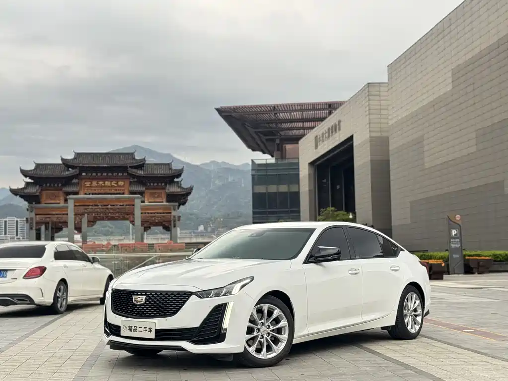 Cadillac CT5 2023