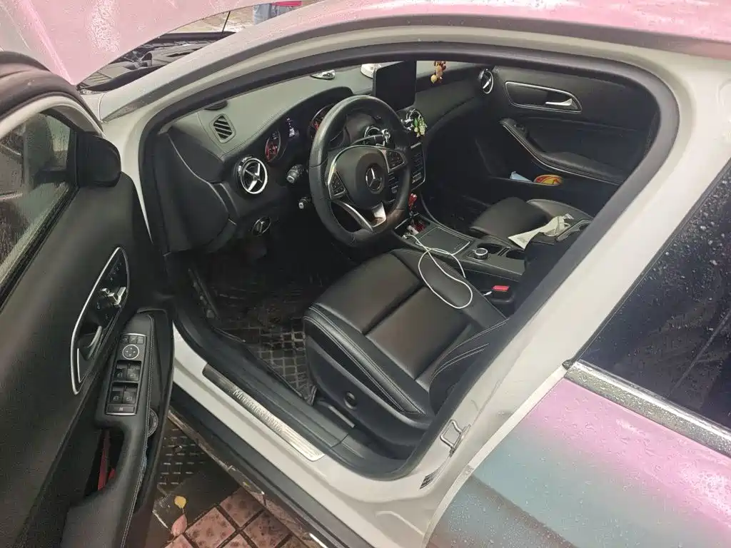 Mercedes-Benz GLA — миниатюра 14