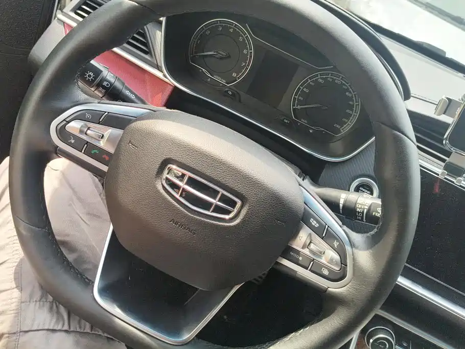 Geely Binrui — миниатюра 15