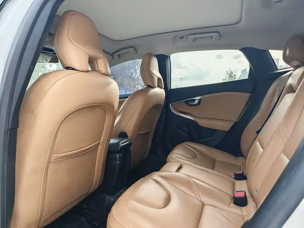 Volvo V40 2018 T3