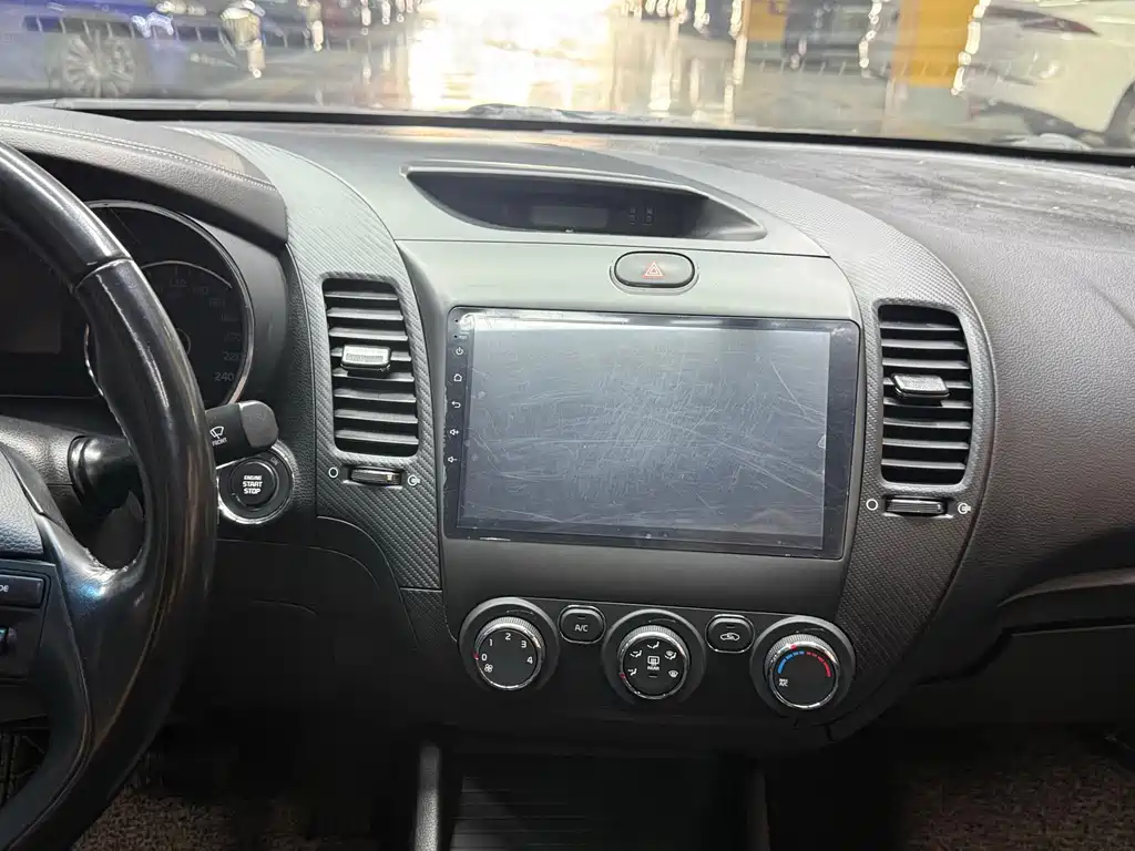 Kia K3 — миниатюра 16