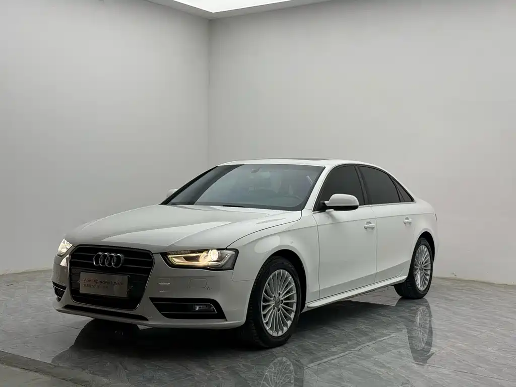 Audi A4L 2015