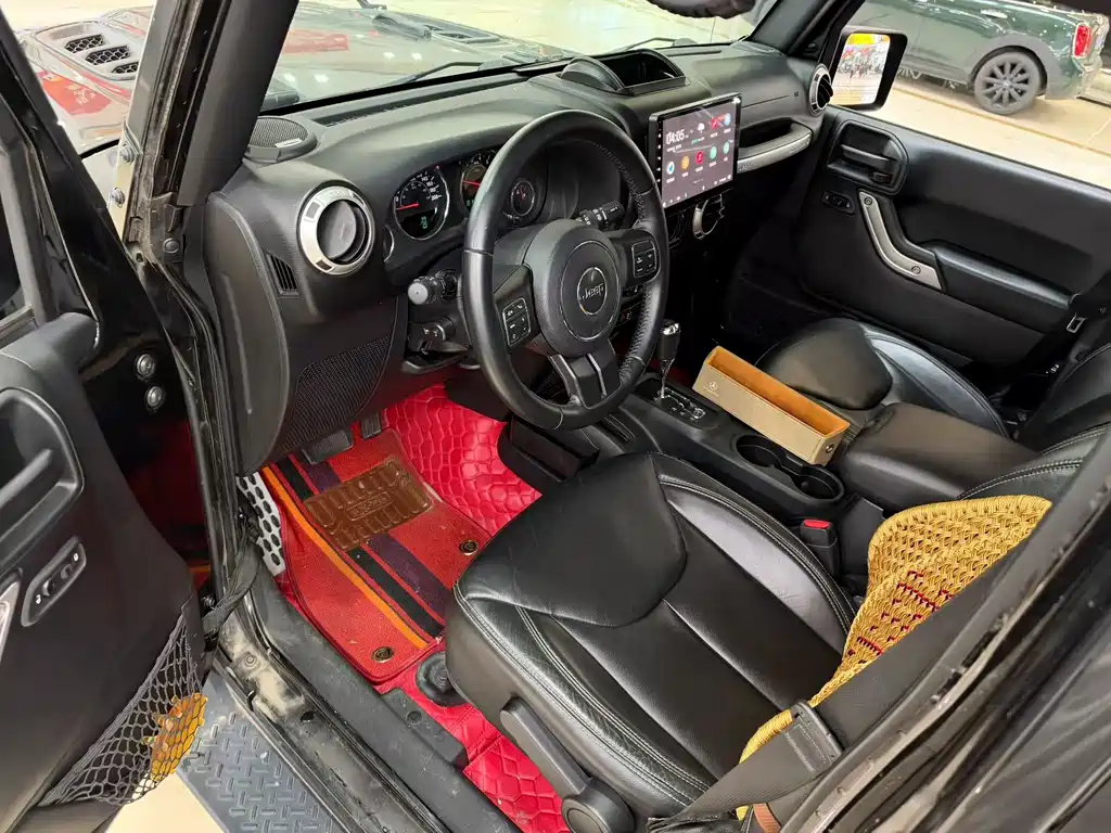 Jeep Wrangler — миниатюра 5