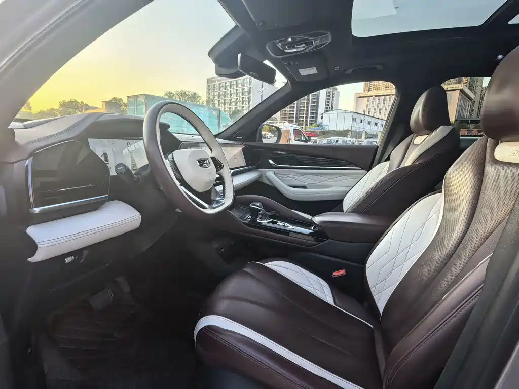 Geely Xingyue L — миниатюра 13