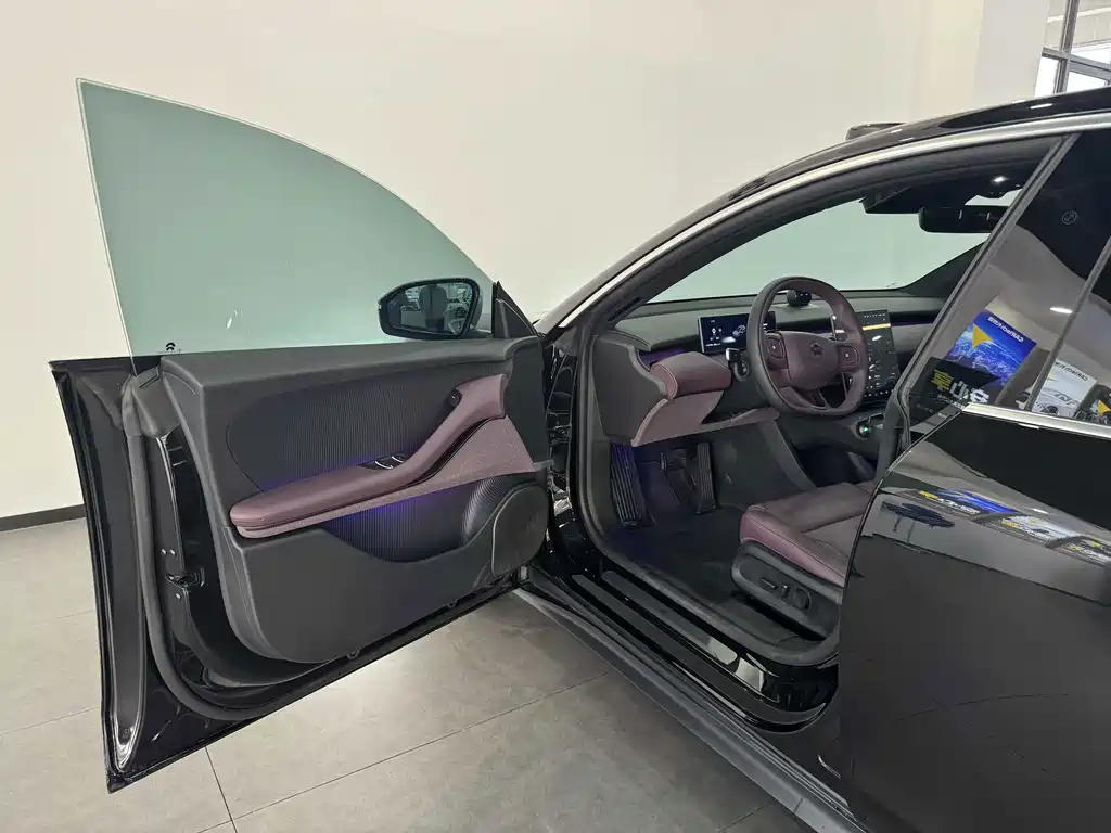 NIO ET5T — миниатюра 7