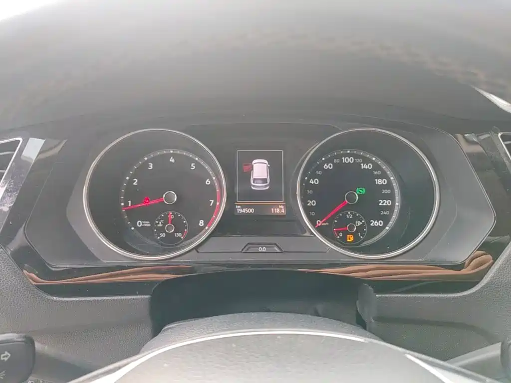 Volkswagen Tiguan L — миниатюра 12