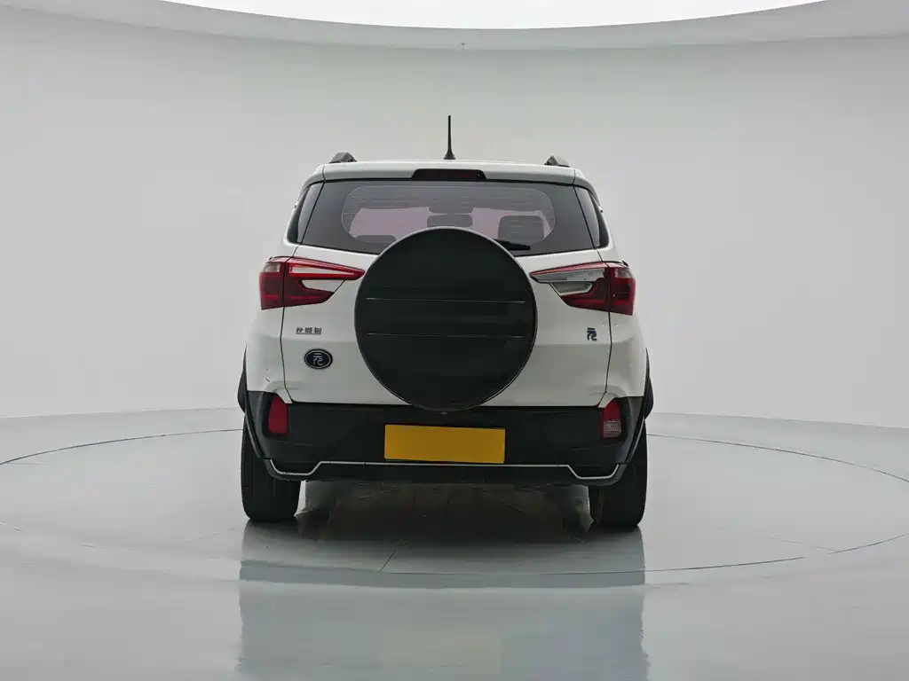 BYD Yuan EV — миниатюра 5