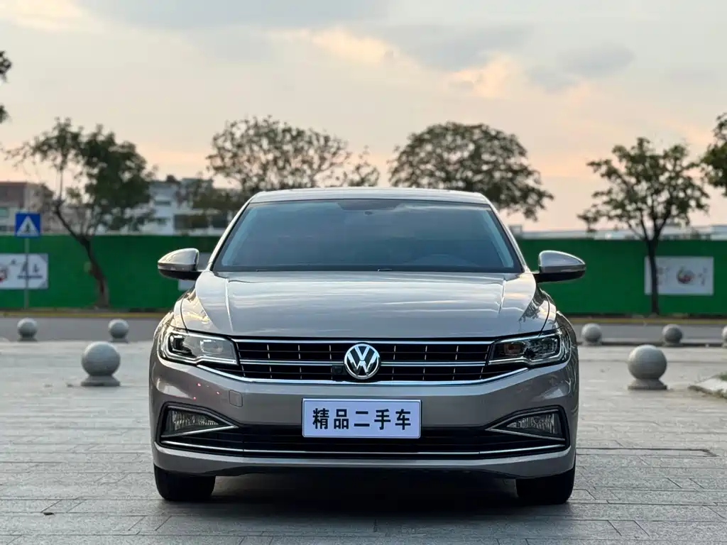 Volkswagen Bora — миниатюра 2