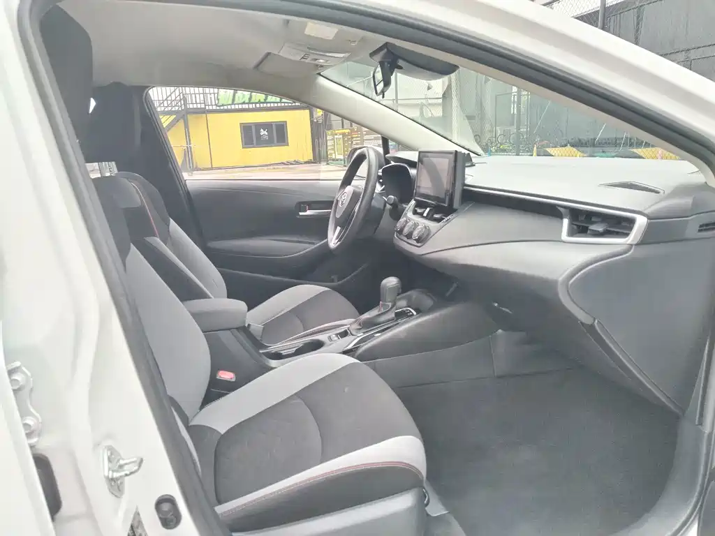 Toyota Corolla — миниатюра 14