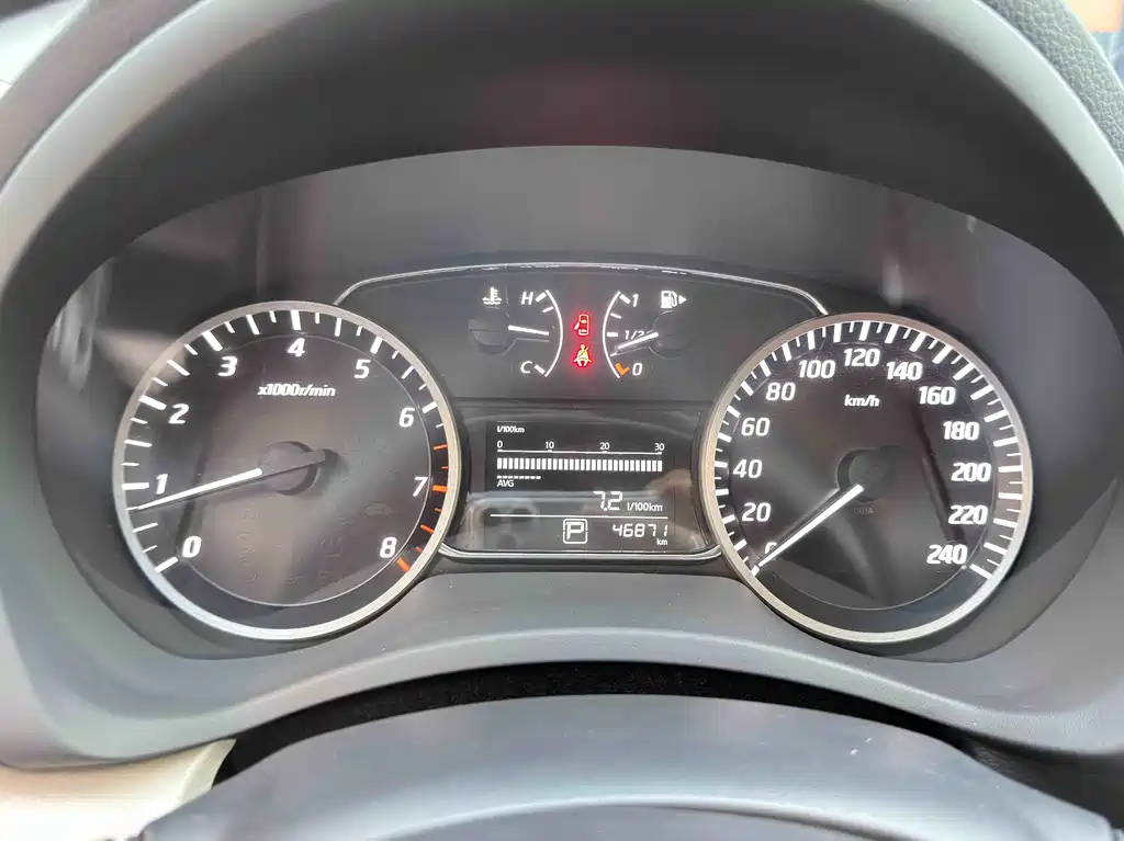 Nissan Sylphy — миниатюра 11