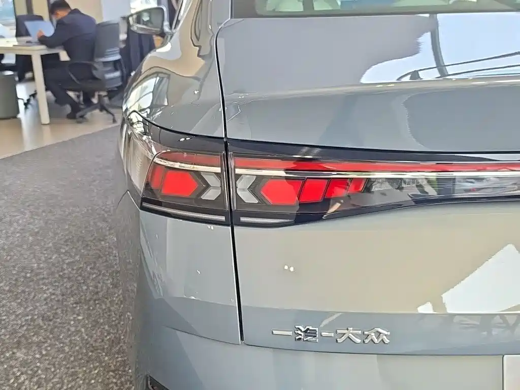 Volkswagen Magotan — миниатюра 6