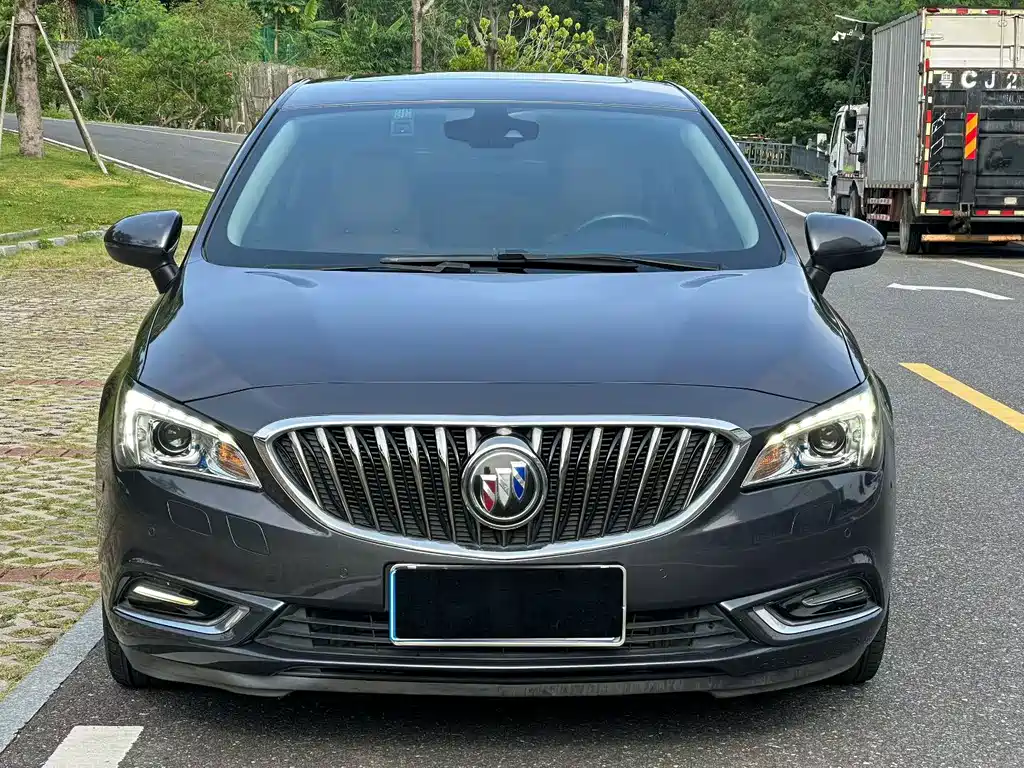Buick Verano — миниатюра 2