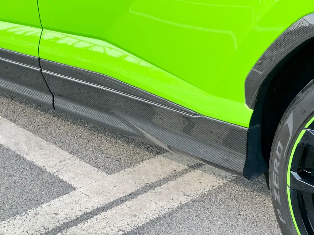 Lamborghini Urus — миниатюра 11