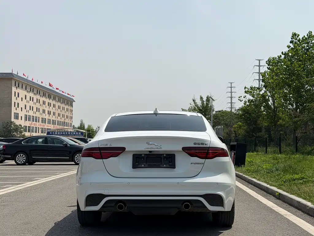 Jaguar XEL 2024 2.0T 250PS R-DYNAMIC S Sport