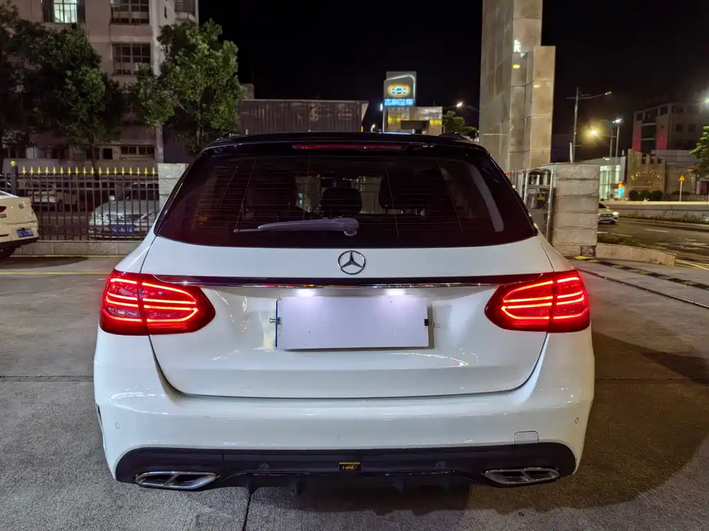 Mercedes-Benz C-Class (Import) — миниатюра 4