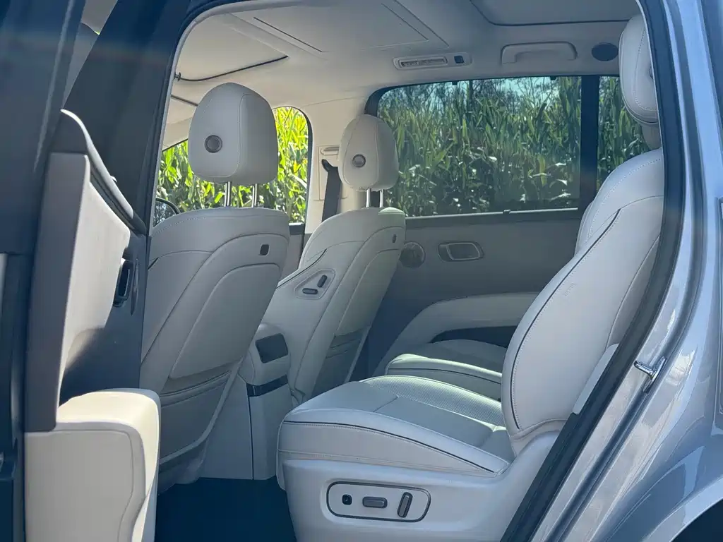 Li Auto Li i8 — миниатюра 8