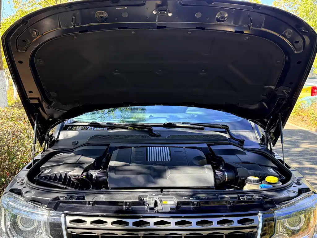 Land Rover Discovery — миниатюра 12