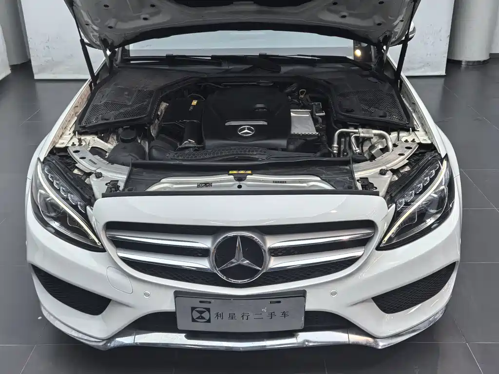 Mercedes-Benz C-Class — миниатюра 18