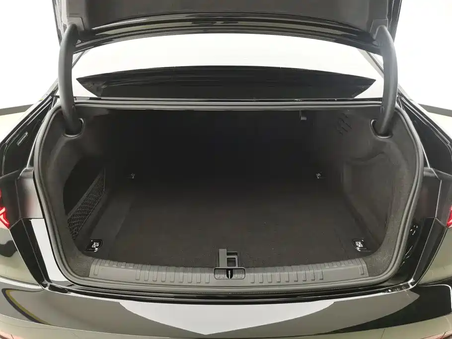 Audi A6L — миниатюра 4