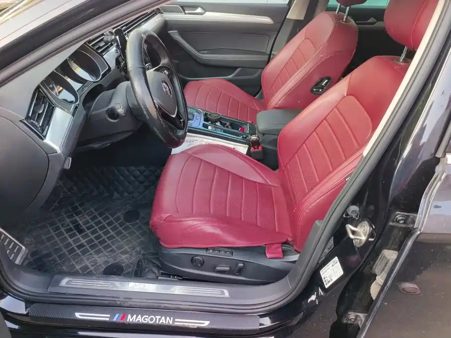 Volkswagen Magotan PHEV — миниатюра 9