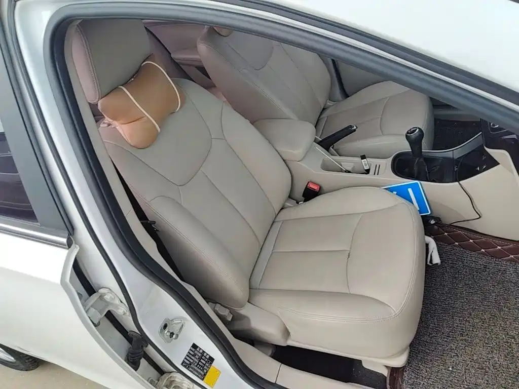 Roewe 360 — миниатюра 25