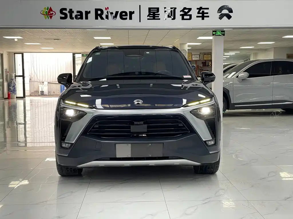 NIO ES8 — миниатюра 2