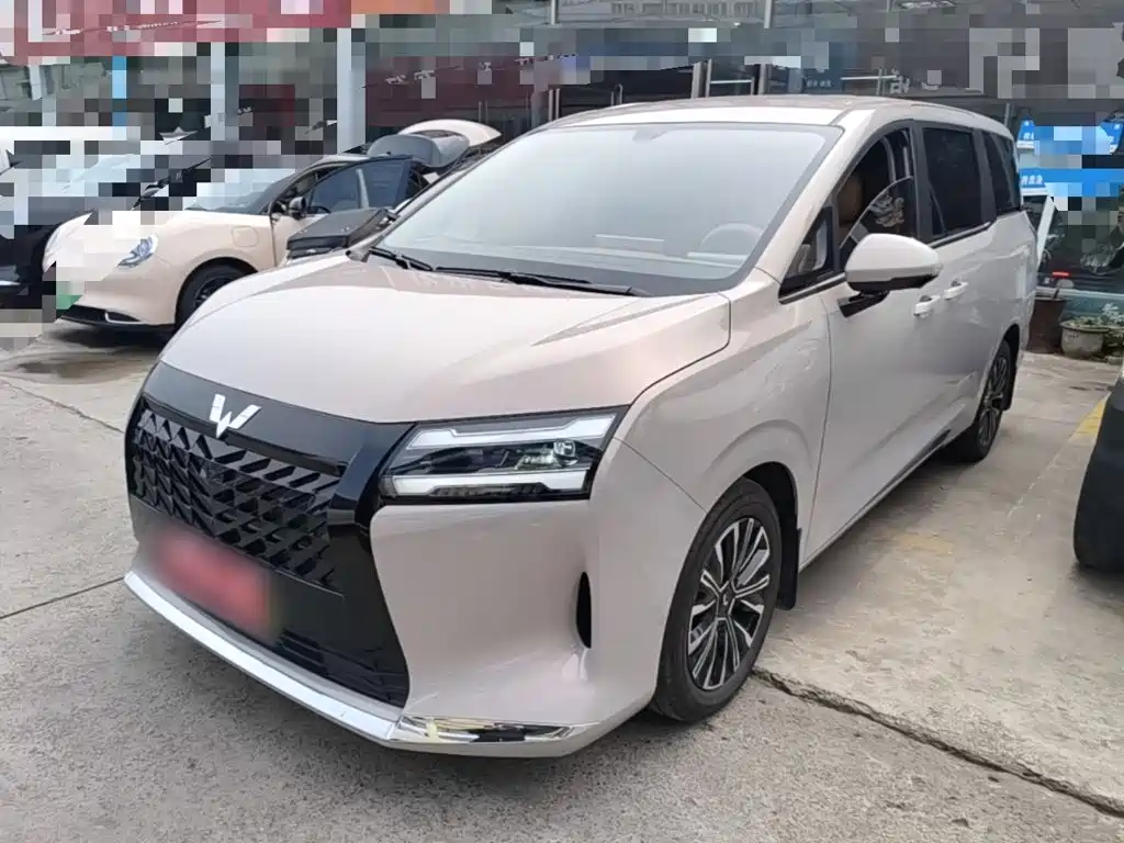 Wuling Xingguang 730 New Energy