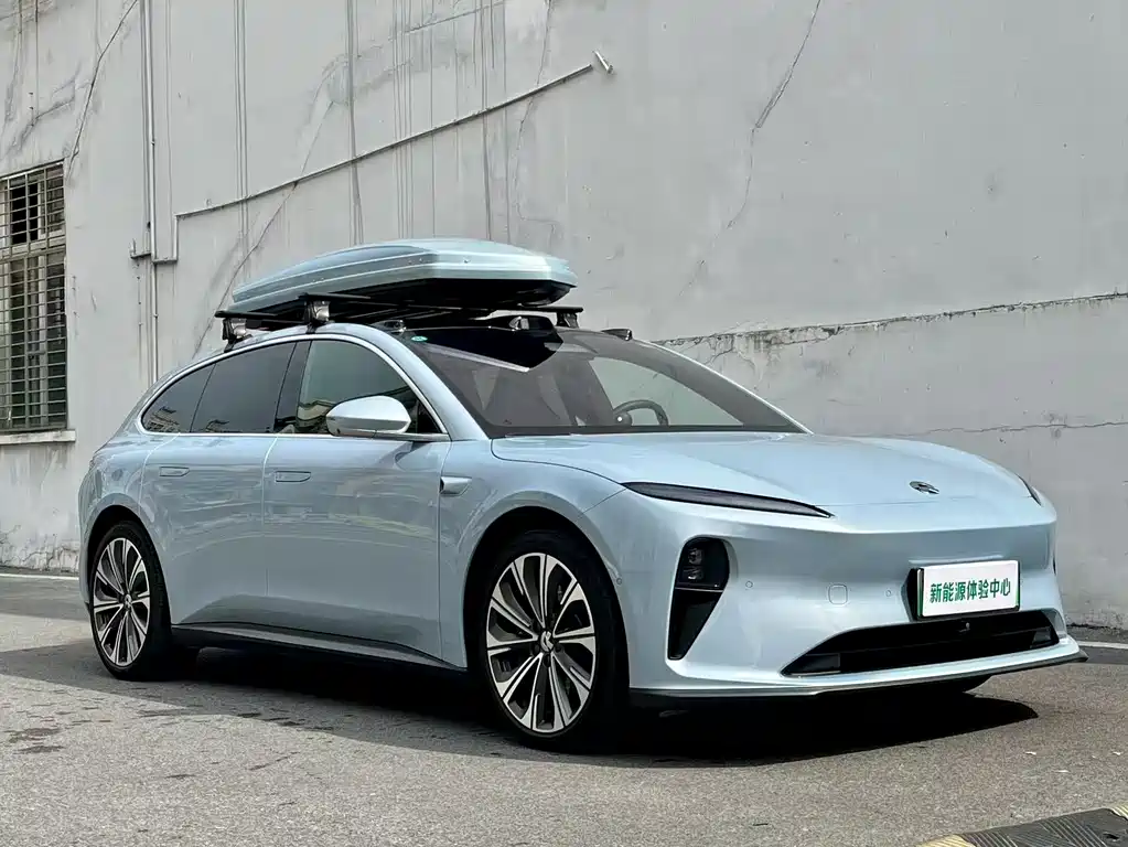 NIO NIO ET5T