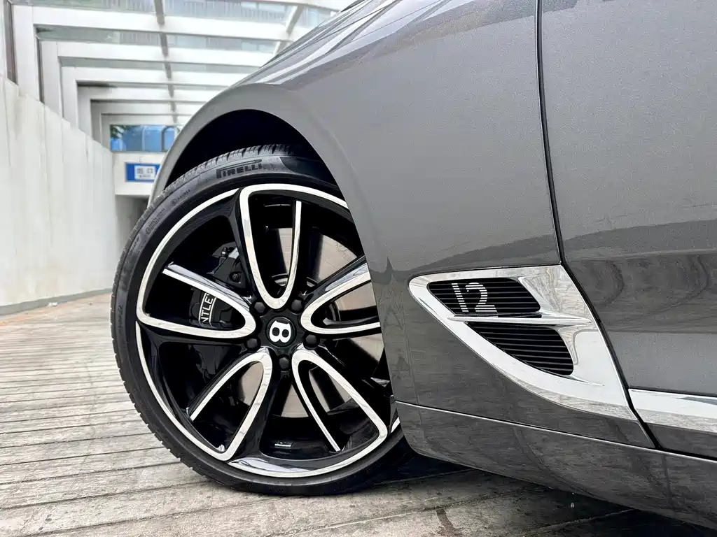 BENTLEY CONTINENTAL
