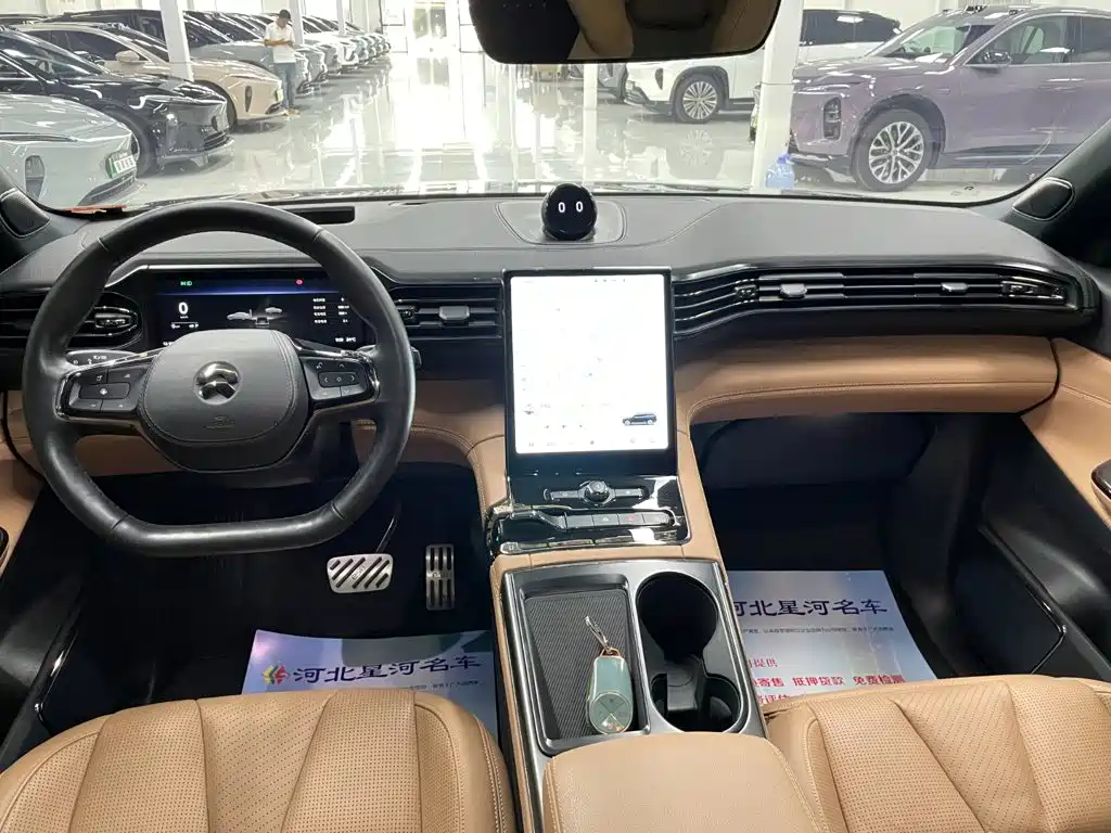 NIO ES8 — миниатюра 12