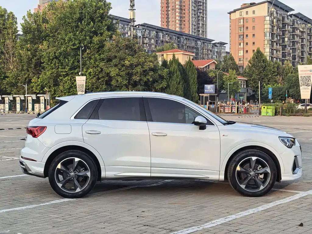 Audi Q3 — миниатюра 7