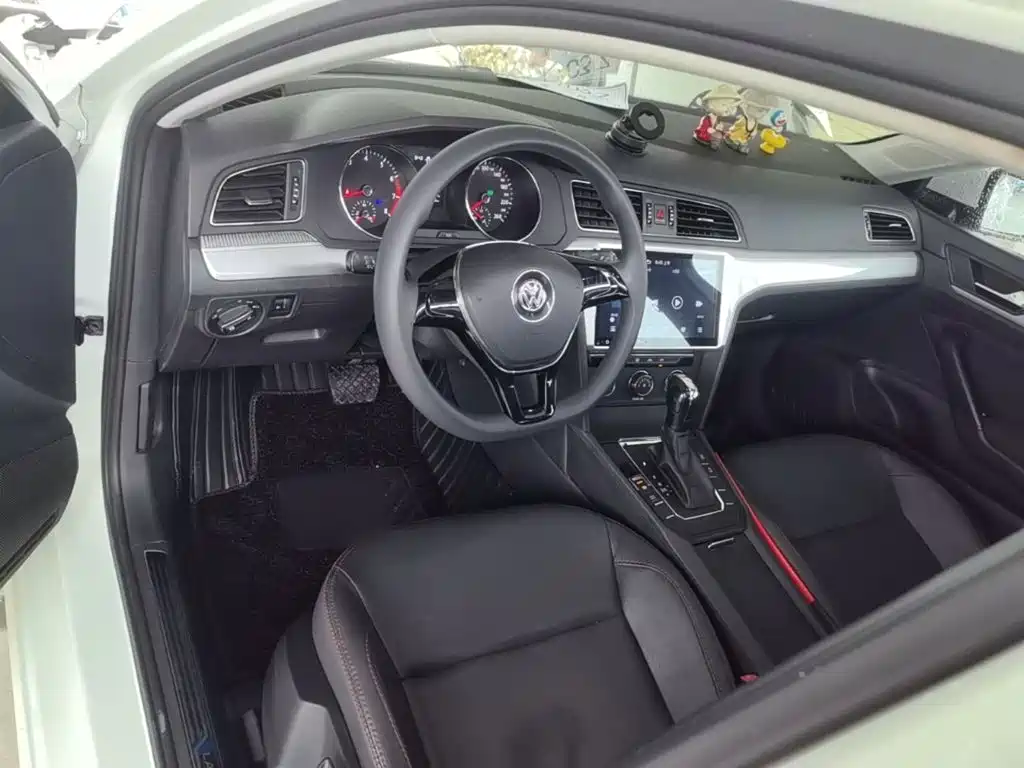 Volkswagen Lamando — миниатюра 10