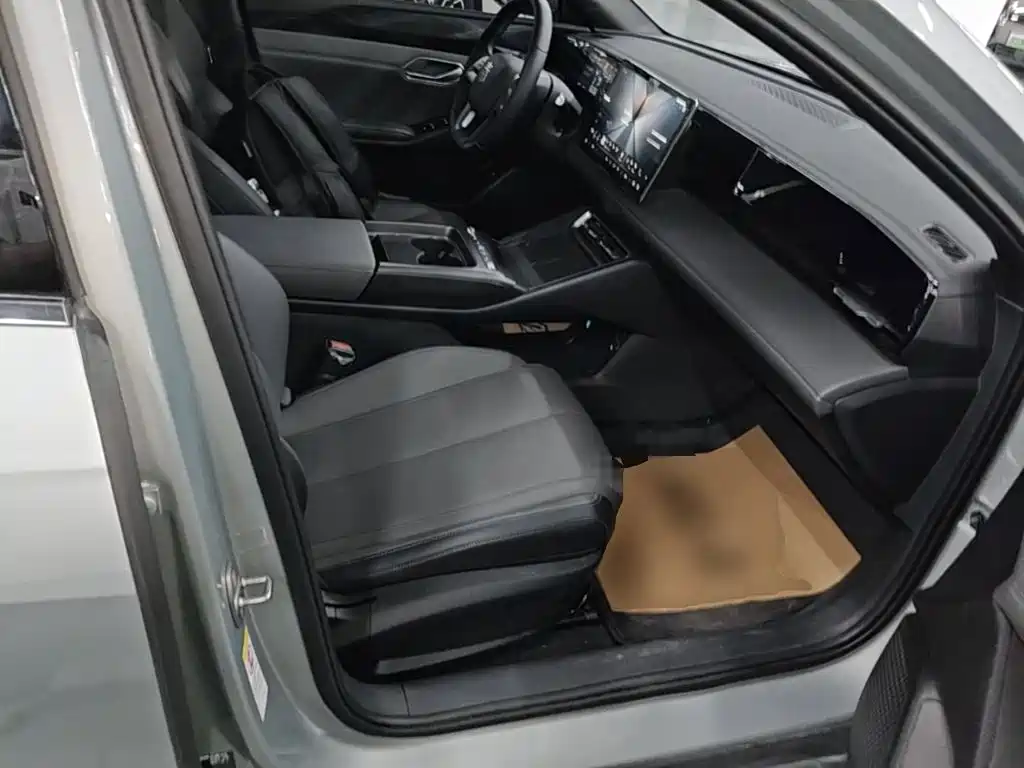 BYD Qin L — миниатюра 25