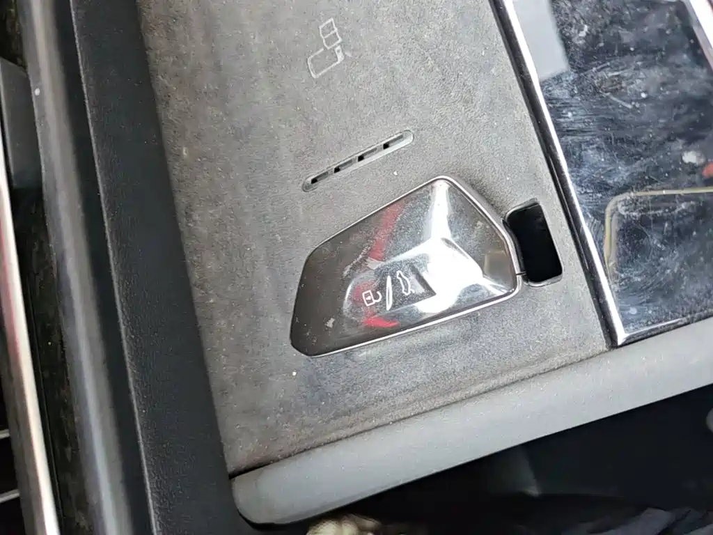 Volkswagen Tiguan L — миниатюра 9