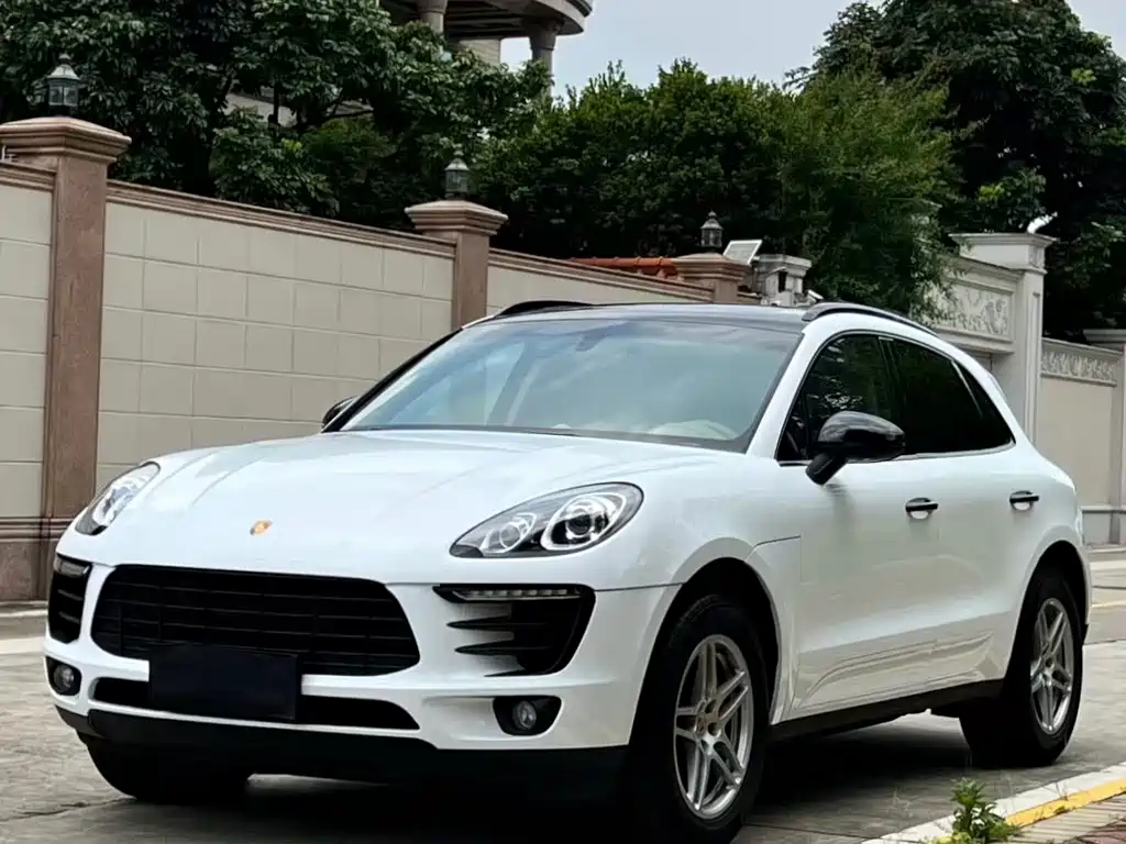 Porsche Macan 2015