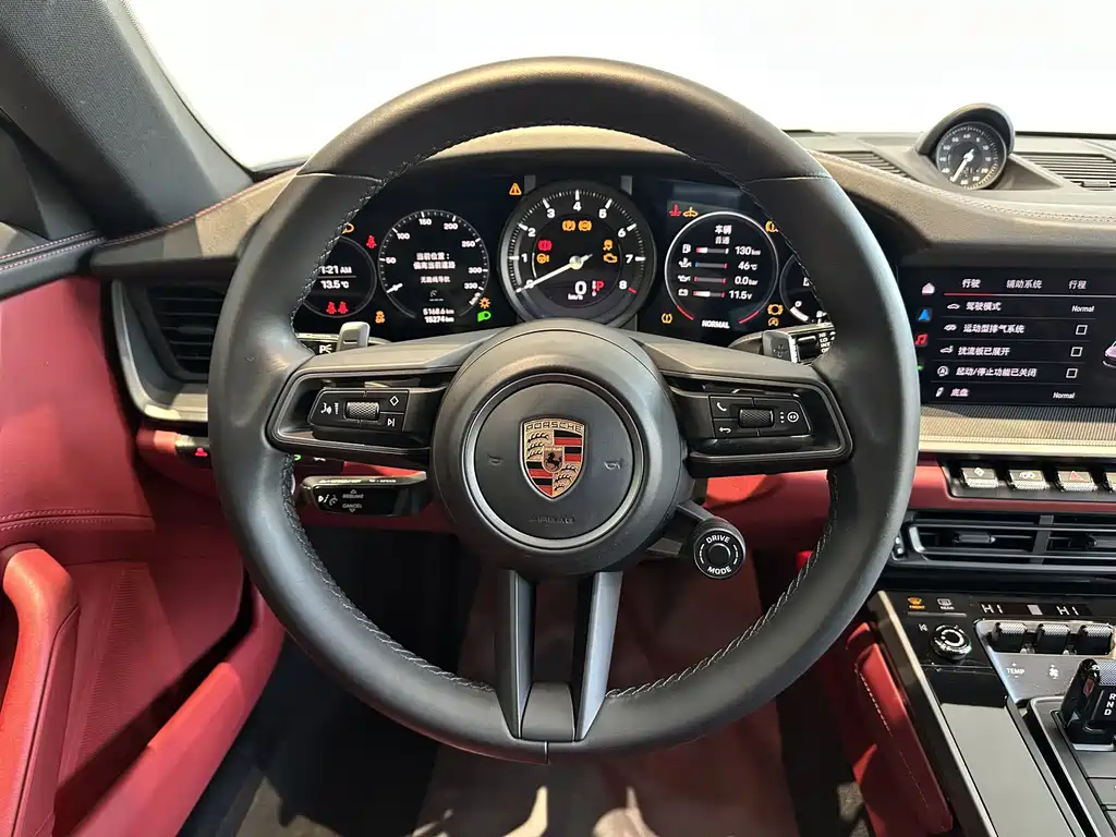 Porsche 911 2023 Carrera 3.0T