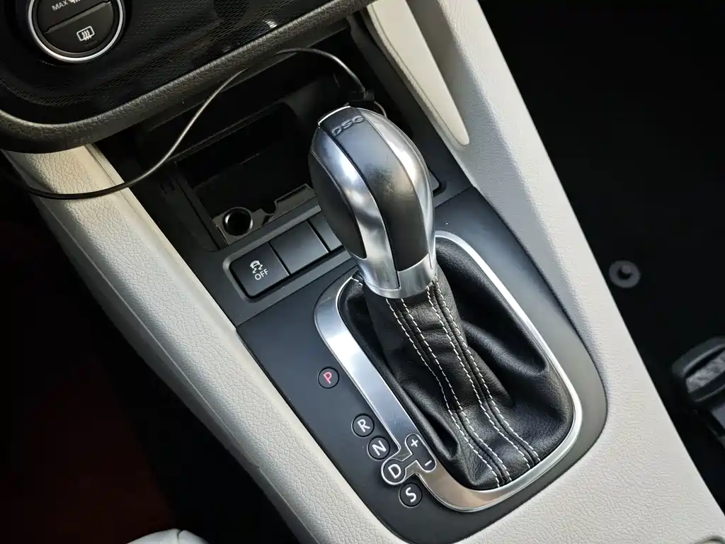 Volkswagen Scirocco — миниатюра 9